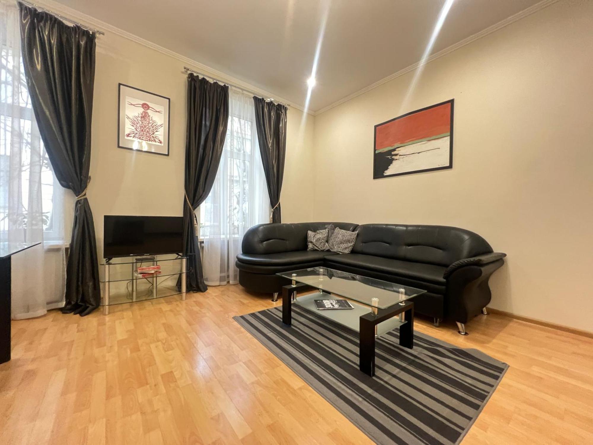 Apartments On Skoryka Str Λβιβ Εξωτερικό φωτογραφία